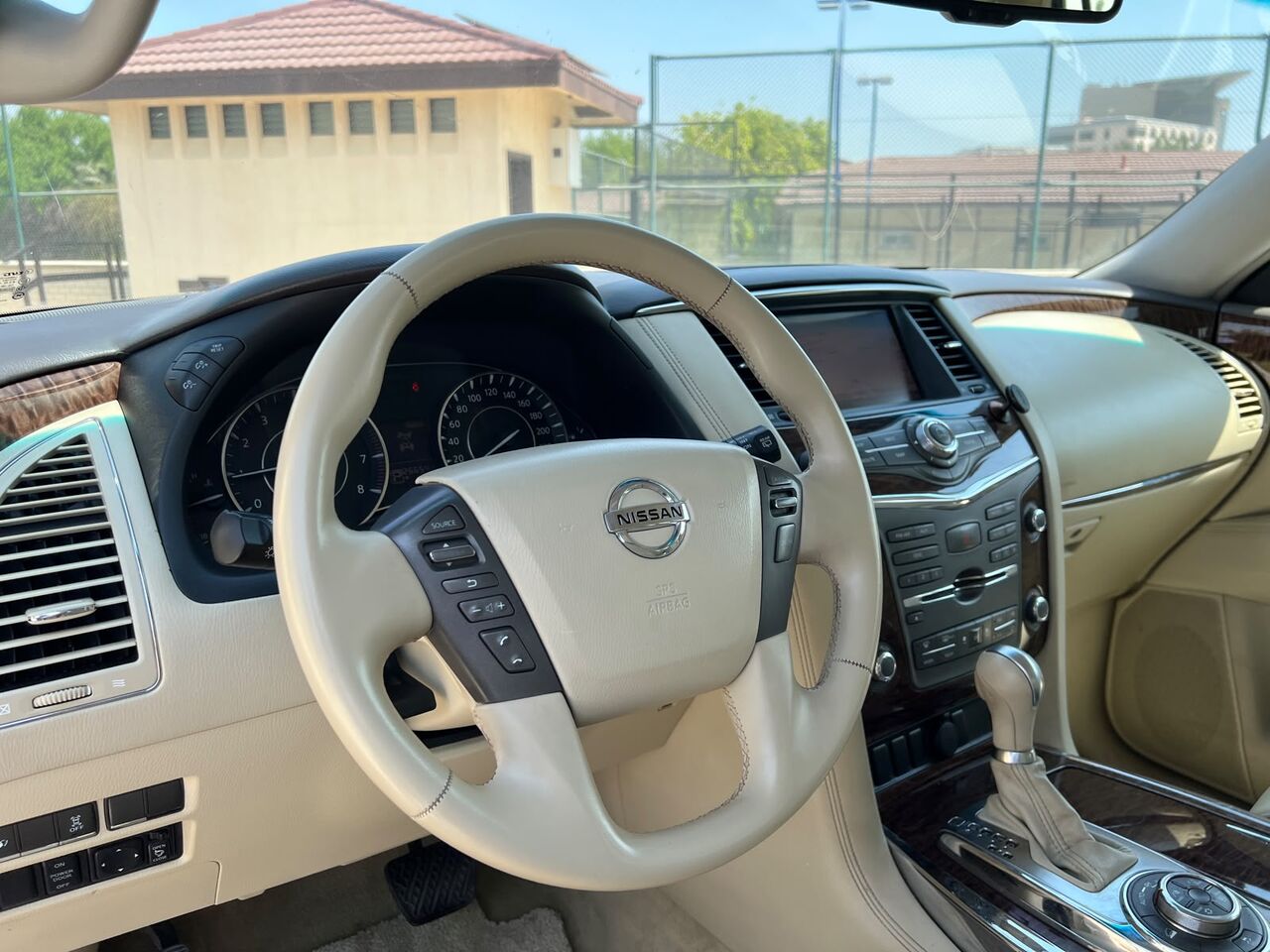 East Riffa, Vehicles, Cars & Trucks , BHD 4900,  NISSAN PATROL SE,  2012,  Automatic,  266000 KM,   MODEL  FOR SALE