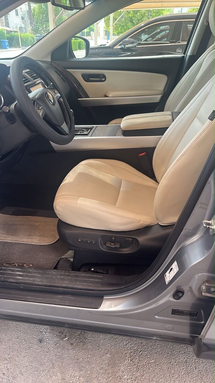 Jeddah, Vehicles, Cars & Trucks , SAR 54000,  Mazda CX9 Full Option,  2015,  Automatic,  123000 KM,  Urgent Sale