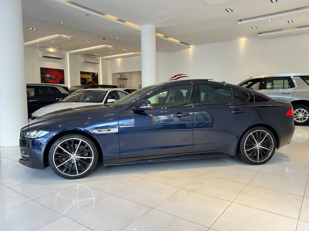East Riffa, Vehicles, Cars & Trucks , BHD 3950,  Jaguar XE R SPORT,  2016,  Automatic,  115000 KM,   MODEL  FOR SALE