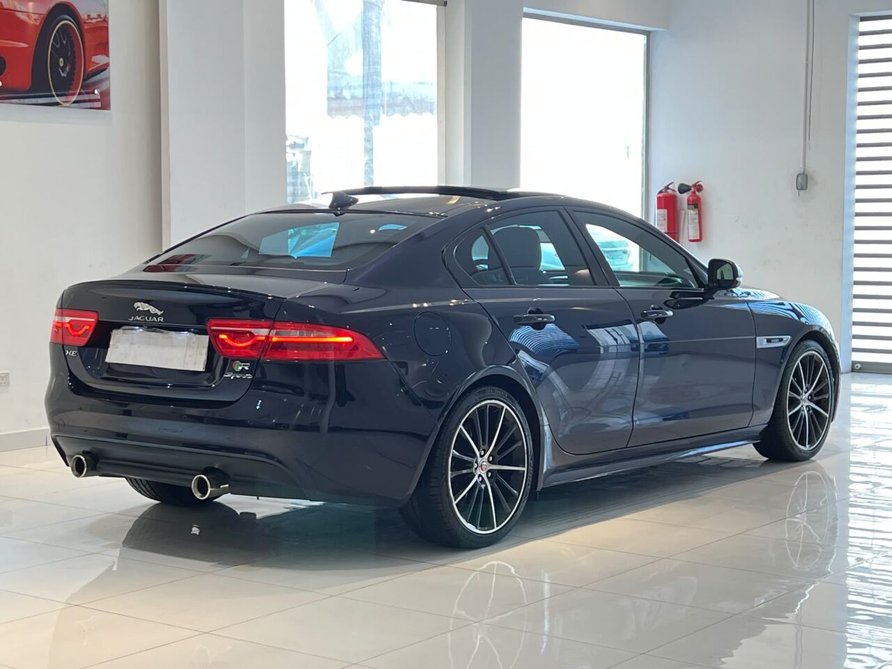 East Riffa, Vehicles, Cars & Trucks , BHD 3950,  Jaguar XE R SPORT,  2016,  Automatic,  115000 KM,   MODEL  FOR SALE