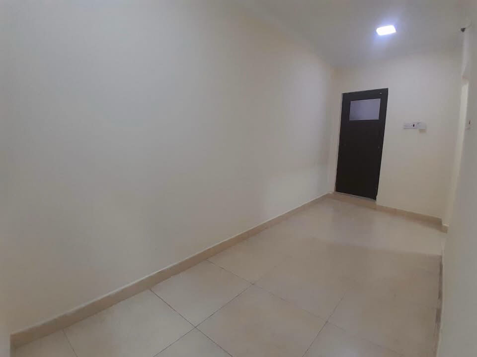Manama, Apartments, Flats, Houses & Villas, BHD 230/month,  2 BR,  𝑯𝒐𝒐𝒓𝒂:- 2𝑩𝑹 𝑈𝑛𝑓𝑢𝑟𝑛𝑖𝑠ℎ𝑒𝑑 𝐹𝑙𝑎𝑡 𝑜𝑛 𝑅