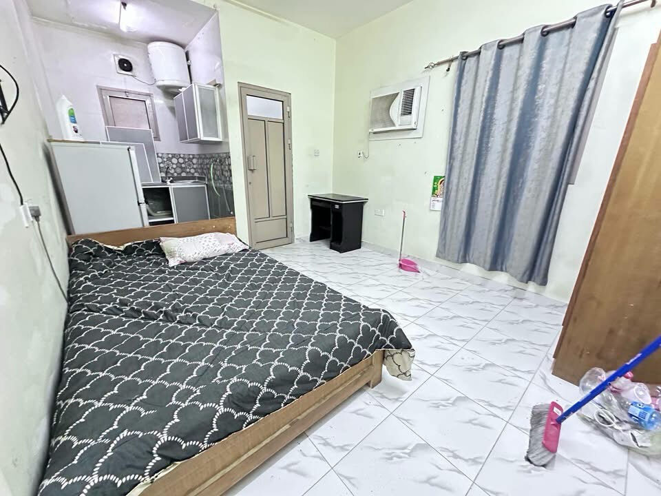 Manama, Apartments, Flats, Houses & Villas, BHD 150/month,  1 BR,  𝐆𝐮𝐝𝐚𝐢𝐛𝐢𝐲𝐚:- 𝐒𝐭𝐮𝐝𝐢𝐨 𝐒𝐞𝐦𝐢-𝐅𝐮𝐫𝐧𝐢𝐬