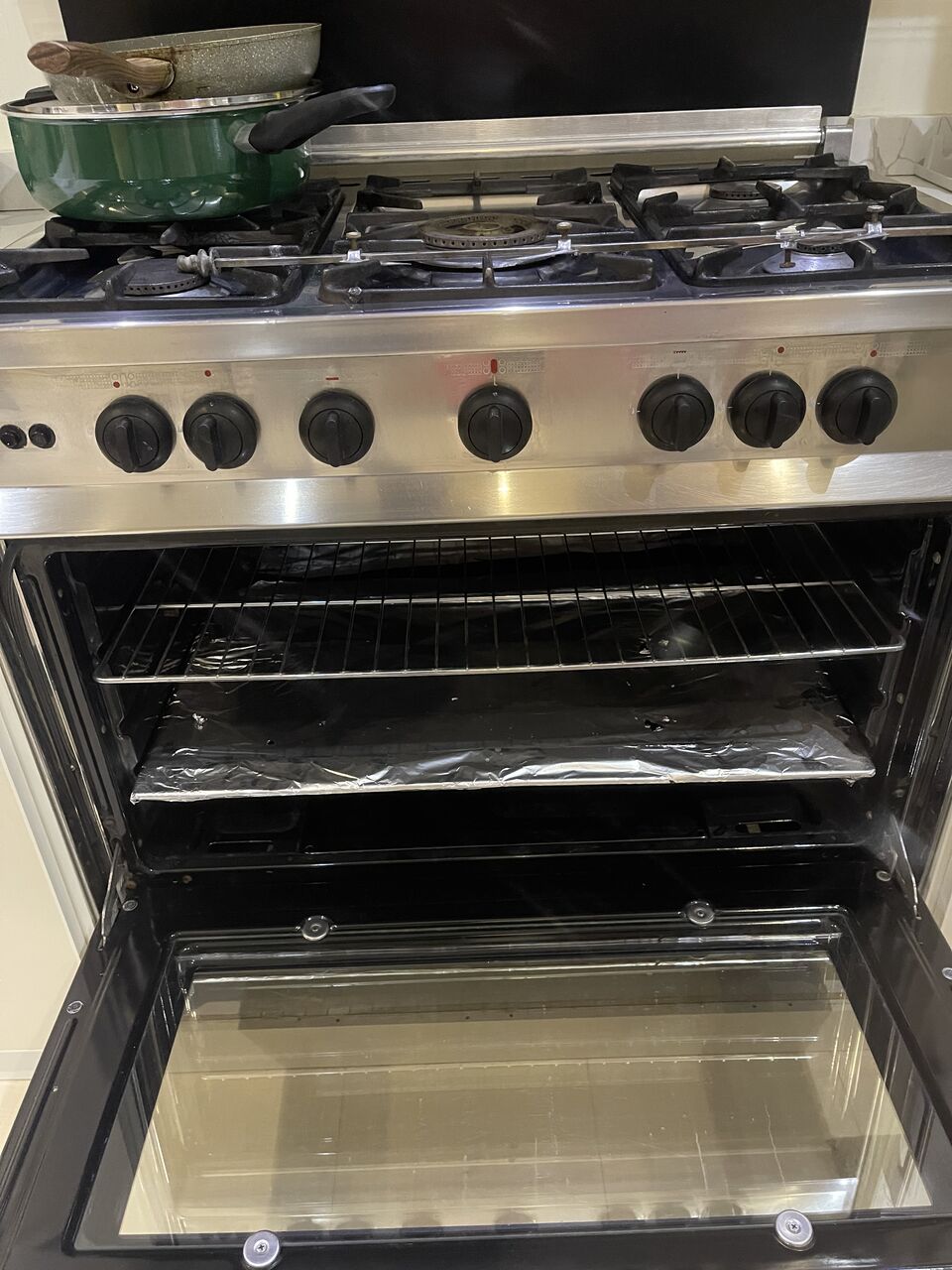 Al Yarmouk, Appliances, SAR 550,  Gas Oven For Sale