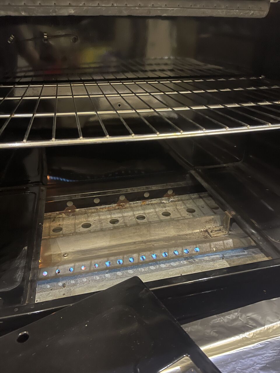 Al Yarmouk, Appliances, SAR 550,  Gas Oven For Sale