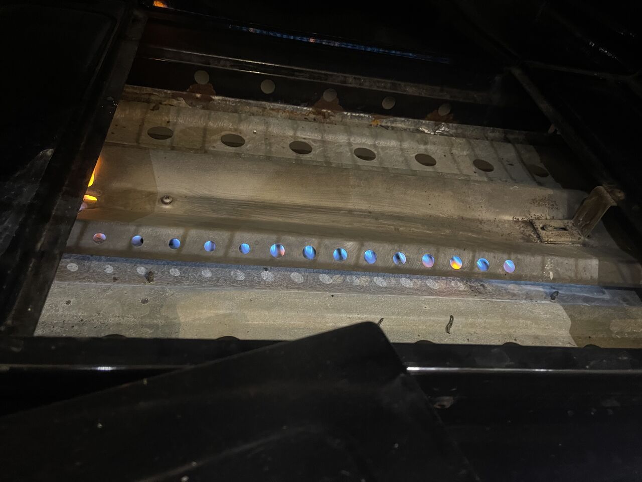 Al Yarmouk, Appliances, SAR 550,  Gas Oven For Sale