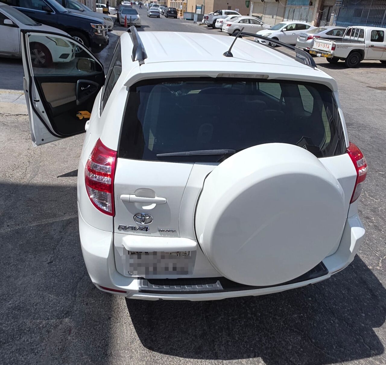 Dammam, Vehicles, Cars & Trucks , SAR 33,  Toyota RAV4,  2012,  Automatic,  238000 KM,  , , , , Well Maintained