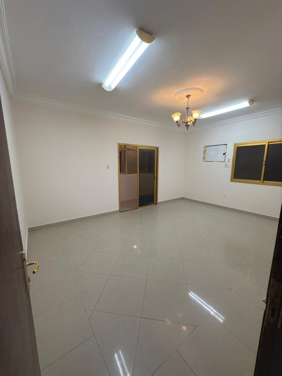 Khobar, Apartments, Flats, Houses & Villas, SAR 24600/year,  4 BR,  4 Bedrooms | 2 Bathrooms * 1 Kitchen | 1 Living Room * 1 Balcony ----