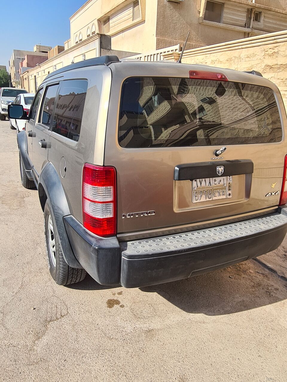 Sulai, Vehicles, Cars & Trucks , SAR 15000,  Dodge Nitro 4X4,  2007,  Automatic,  268000 KM,  New Under Linkages And Brake Pads / Good Running Condition
