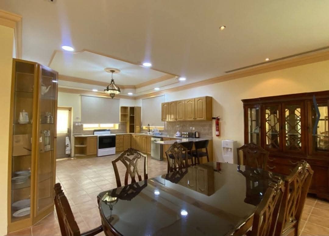 Juffair, Apartments, Flats, Houses & Villas, BHD 1600/year,  6 BR,  Fully Furnished Villa For Rent In Juffair With Electricity