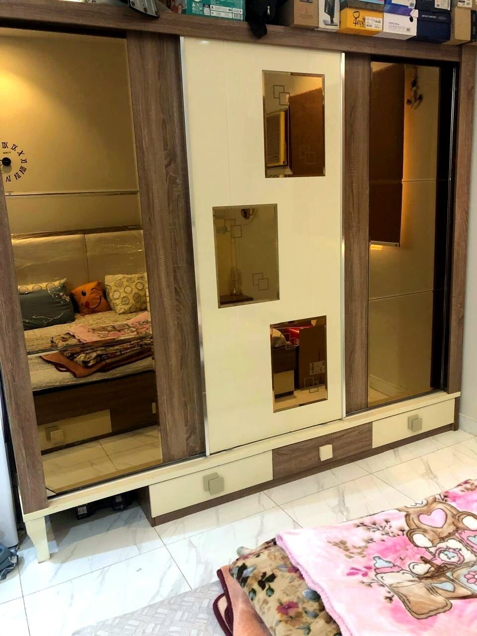 Jeddah, Furniture, SAR 1800,  Turkish Wooden Style 7 Pic Set With Led Lube