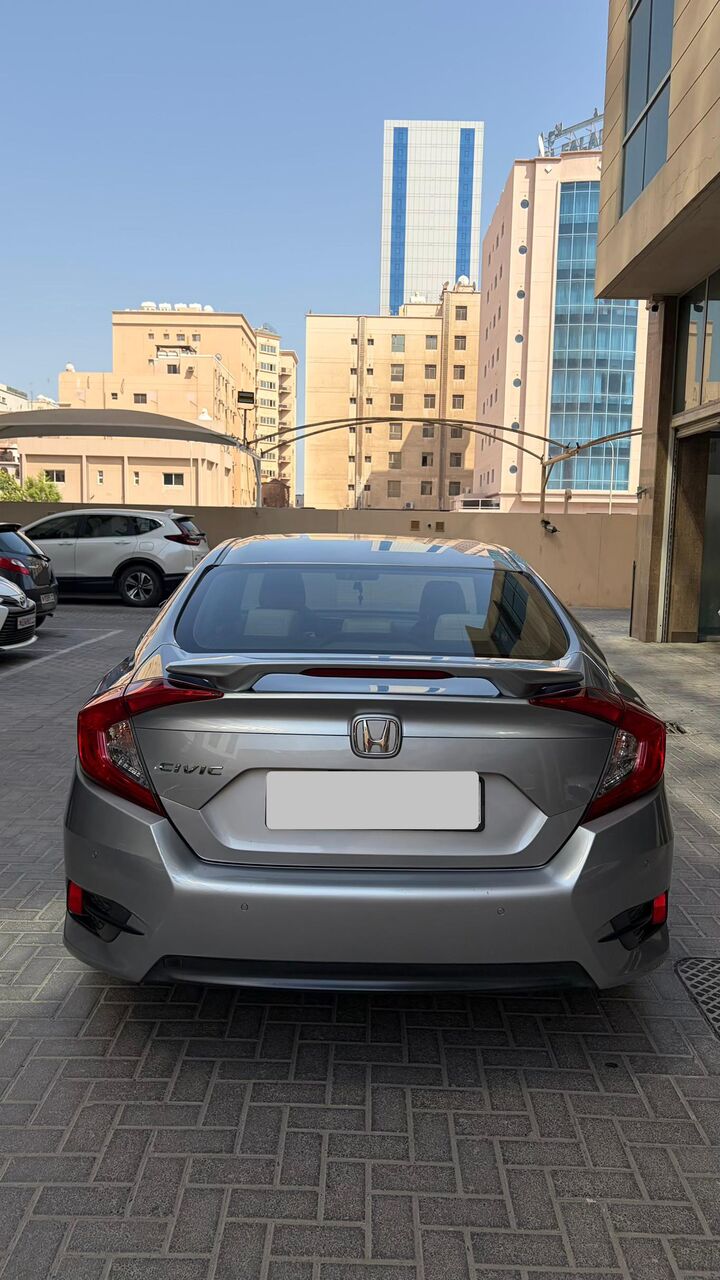 Juffair, Vehicles, Cars & Trucks , BHD 4800,  Honda Civic LXi,  2016,  Automatic,  59000 KM,   2.0