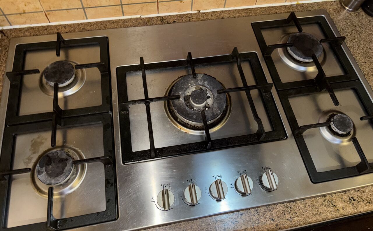 Al Rawdah, Household Items, SAR 5007001500,  Automatic Stove And Washing Machine For Sale