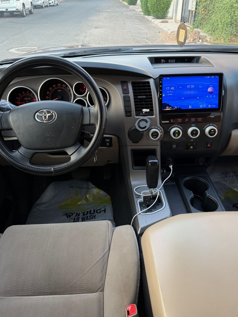 Jeddah, Vehicles, Cars & Trucks , SAR 63500,  Toyota Sequoia,  2013,  Automatic,  200000 KM,  Neat And Clean  For Sale