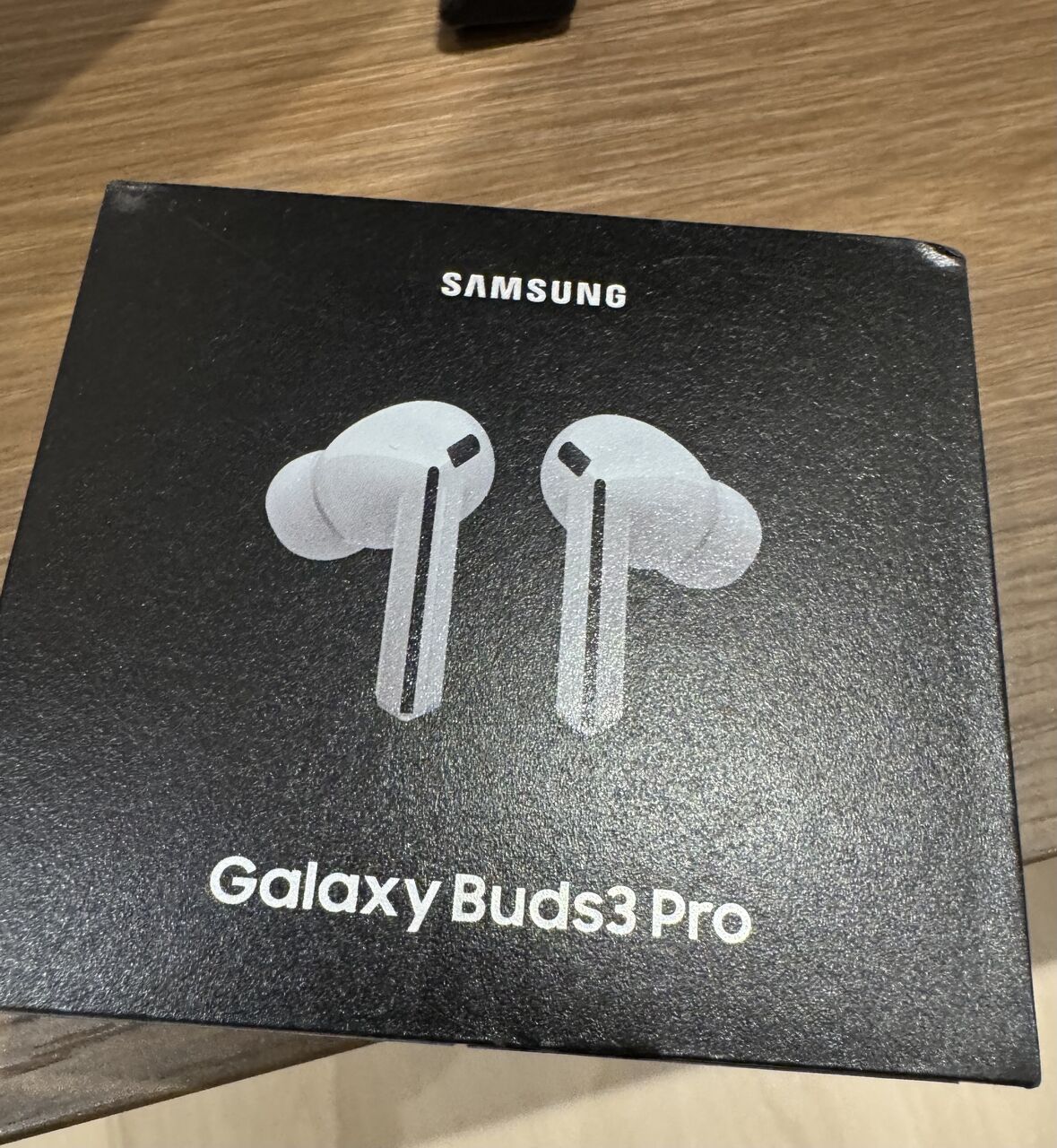 Al Andalus, Electronics, SAR 450,  Saming Galaxy Buds 3 Pro White Colour Unboxed