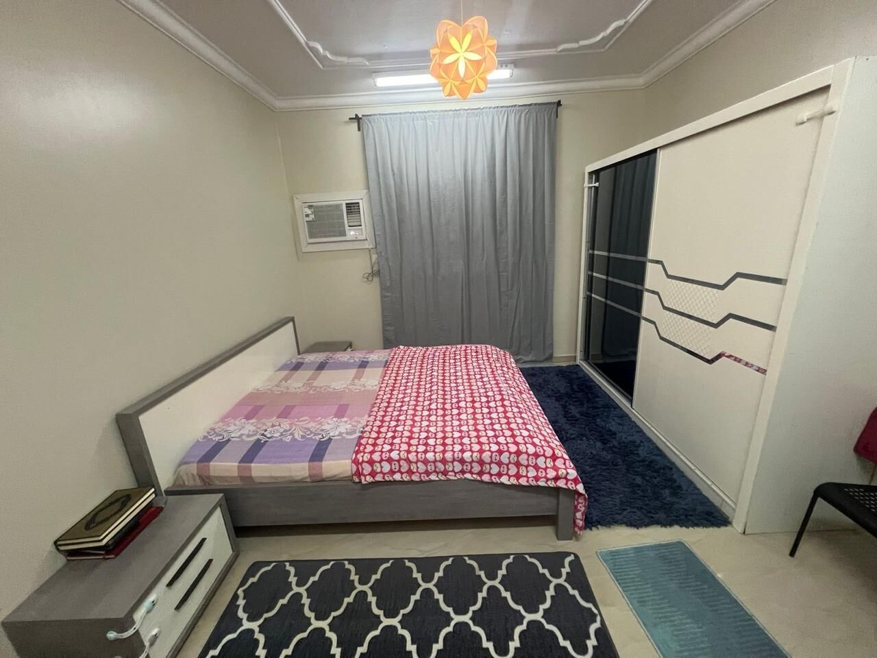 Riyadh, Household Items, SAR 1200,  Home Centre Bedroom Bed - سرير غرفة نوم من هوم سنتر