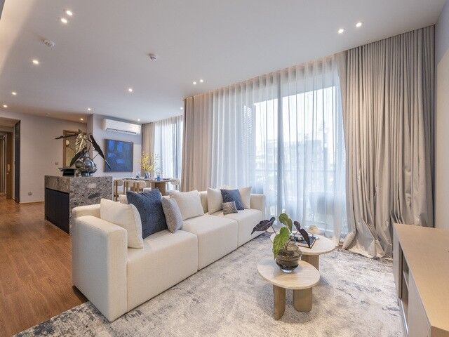 Bangkok, Villas, THB 180000,  125 Sq. Meter,  Via 34 Luxury 2 Bedroom Residence With Expansive Living Space