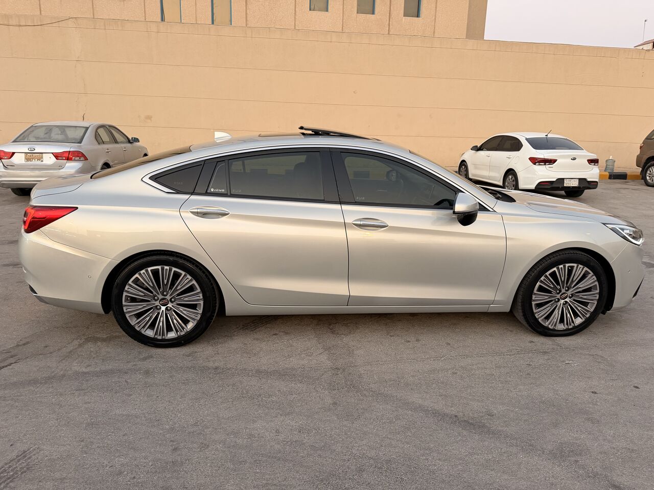 Riyadh, Vehicles, Cars & Trucks , SAR 48000,  Hongqi H5,  2023,  Automatic,  133000 KM,  Very Neat And Clean Well Maintained