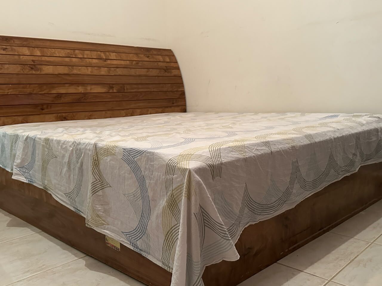 Jeddah, Furniture, SAR 490,  King Size Bed + Mattress For SALE