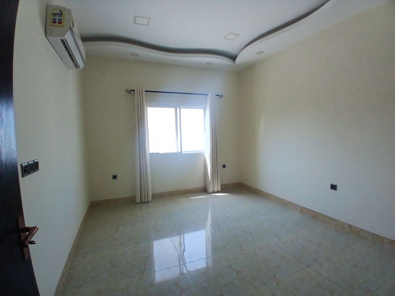 Hidd, Apartments, Flats, Houses & Villas, BHD 270/month,  3 BR,  Flst 3bhk Semi-furnished New Hidd