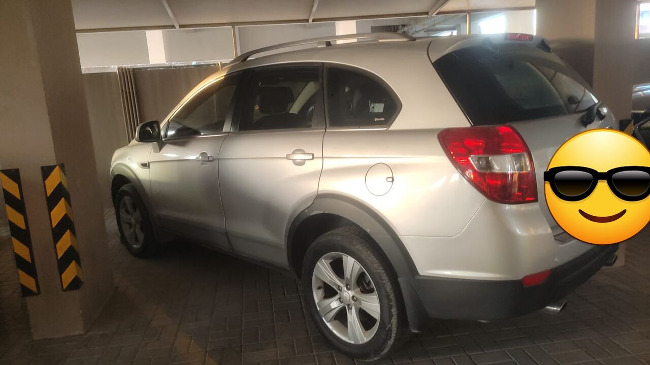 East Riffa, Vehicles, Cars & Trucks , BHD 1600,  Chevrolet Captiva,  2012,  Automatic,  103000 KM,  FAMILY SUV -