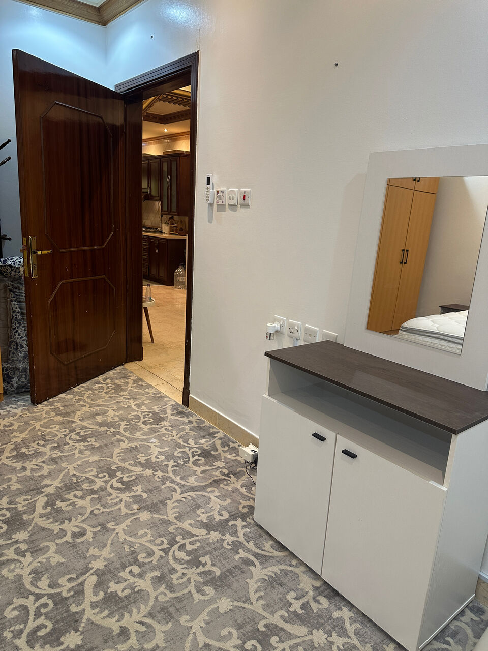 Ghirnatah, Rooms for Rent, SAR 3000/month,  Furnished,  Executive Room Available For Rent