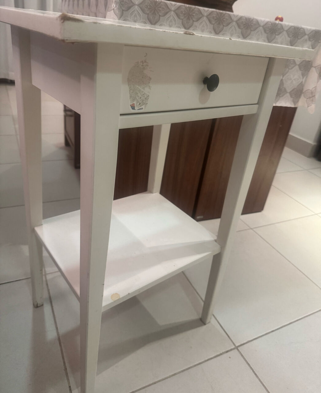 Jubail Industrial City, Furniture, SAR 100,  Table