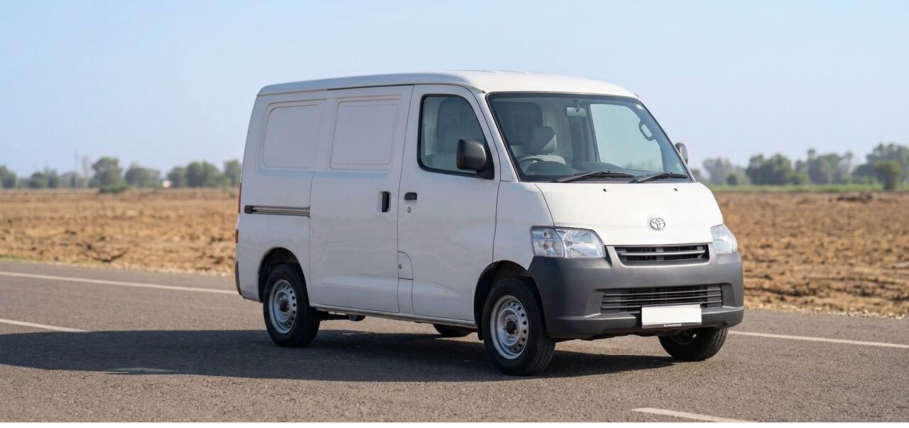 Jubail, Vehicles, Cars & Trucks , SAR 23,  Daihatsu Gran Max,  2014,  Manual,  300000 KM,   Cargo Van ()  Excellent Condition For Cargo/Delivery For Urgent Sale