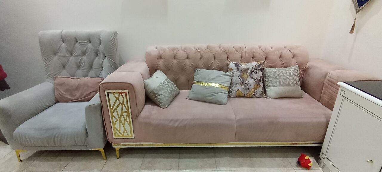 Jeddah, Furniture, SAR 800,  8 Seater Sofa Available For Sale
