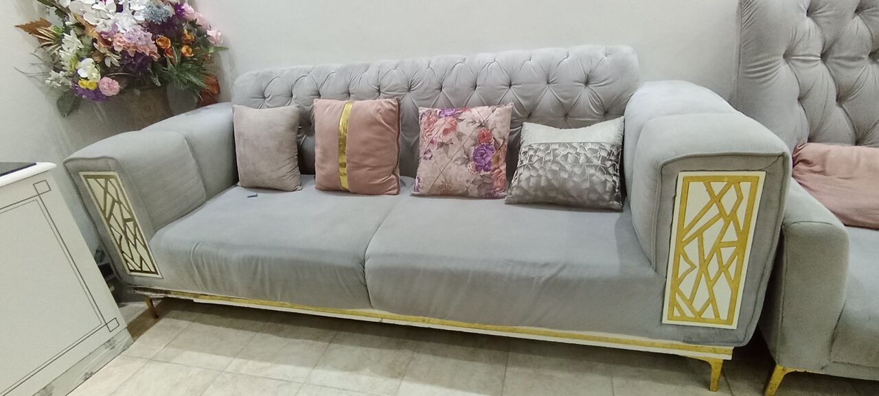 Jeddah, Furniture, SAR 800,  8 Seater Sofa Available For Sale