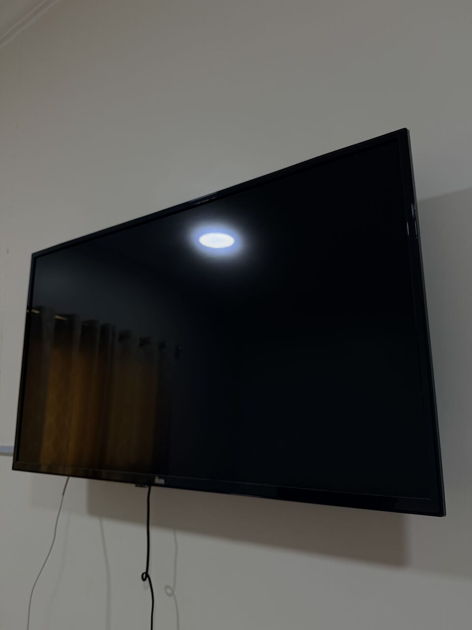 Jubail, Appliances, SAR 350,  Ikon Led Smart Tv 40&rdquo; (almost New)