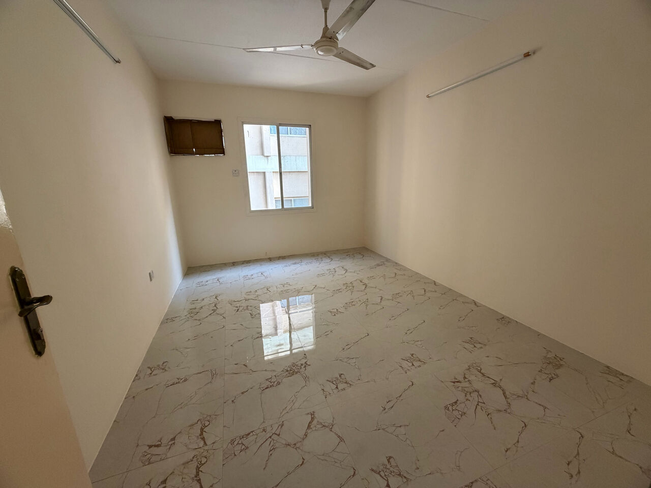 Ras Rumman, Apartments, Flats, Houses & Villas, BHD 160/month,  2 BR,  2 Bedroom Flat For Rent Without Ewa