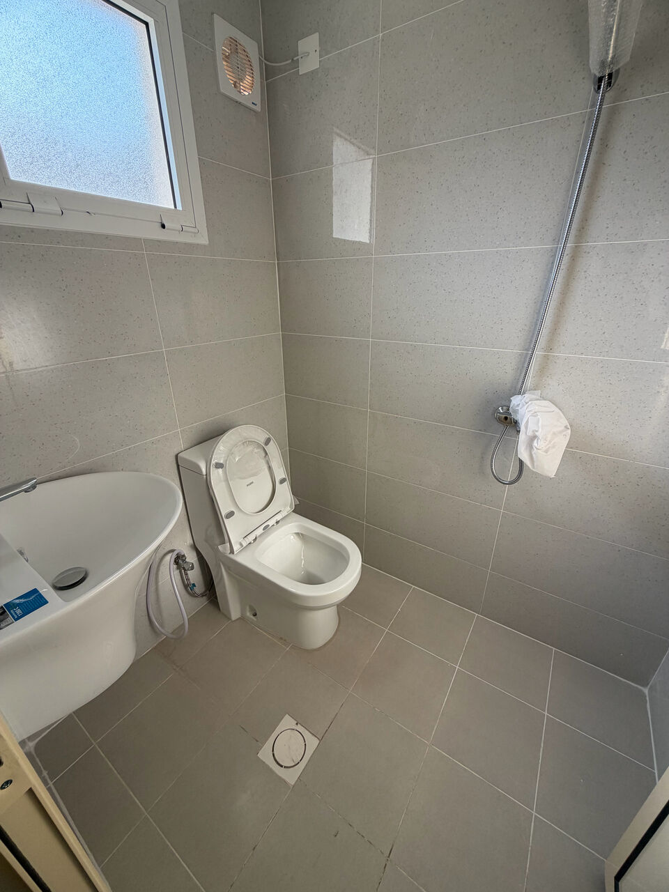 Ras Rumman, Apartments, Flats, Houses & Villas, BHD 160/month,  2 BR,  2 Bedroom Flat For Rent Without Ewa