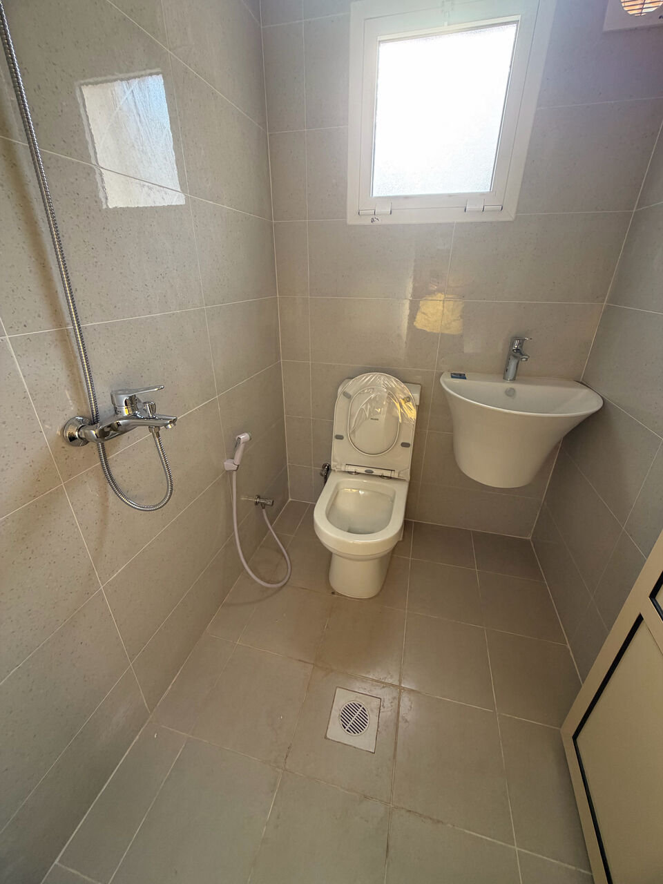 Ras Rumman, Apartments, Flats, Houses & Villas, BHD 160/month,  2 BR,  2 Bedroom Flat For Rent Without Ewa