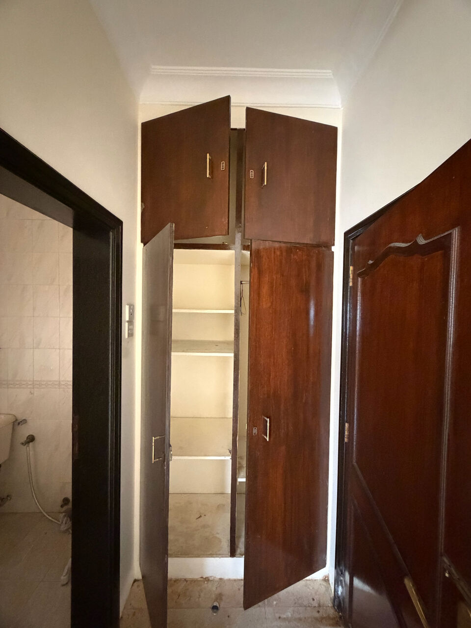 Hoora, Apartments, Flats, Houses & Villas, BHD 180/month,  2 BR,  2 Bedroom Flat For Rent Without Ewa