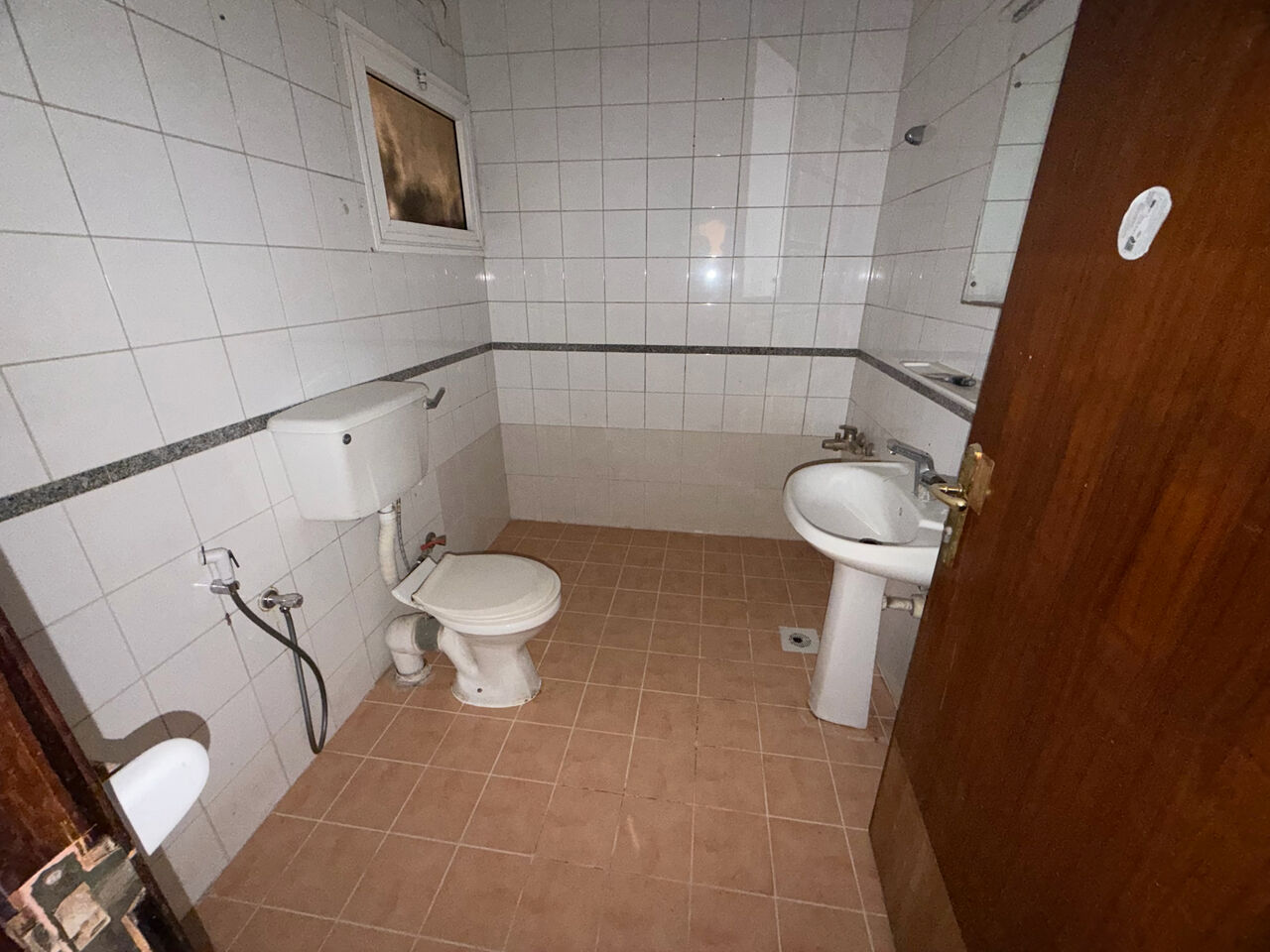 Hoora, Apartments, Flats, Houses & Villas, BHD 175/month,  2 BR,  2 Bedroom Flat For Rent Without Ewa