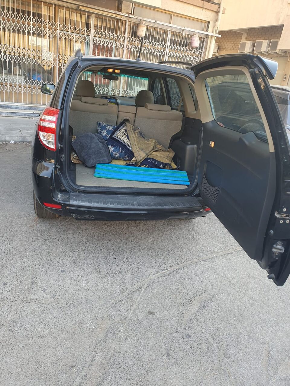 Dammam, Vehicles, Cars & Trucks , SAR 26500,  Toyota RAV4,  2011,  Automatic,  293000 KM,    &ndash; For Sale Black Mileage: 293,000 Km New Tyres Private Vehicle Inspection
