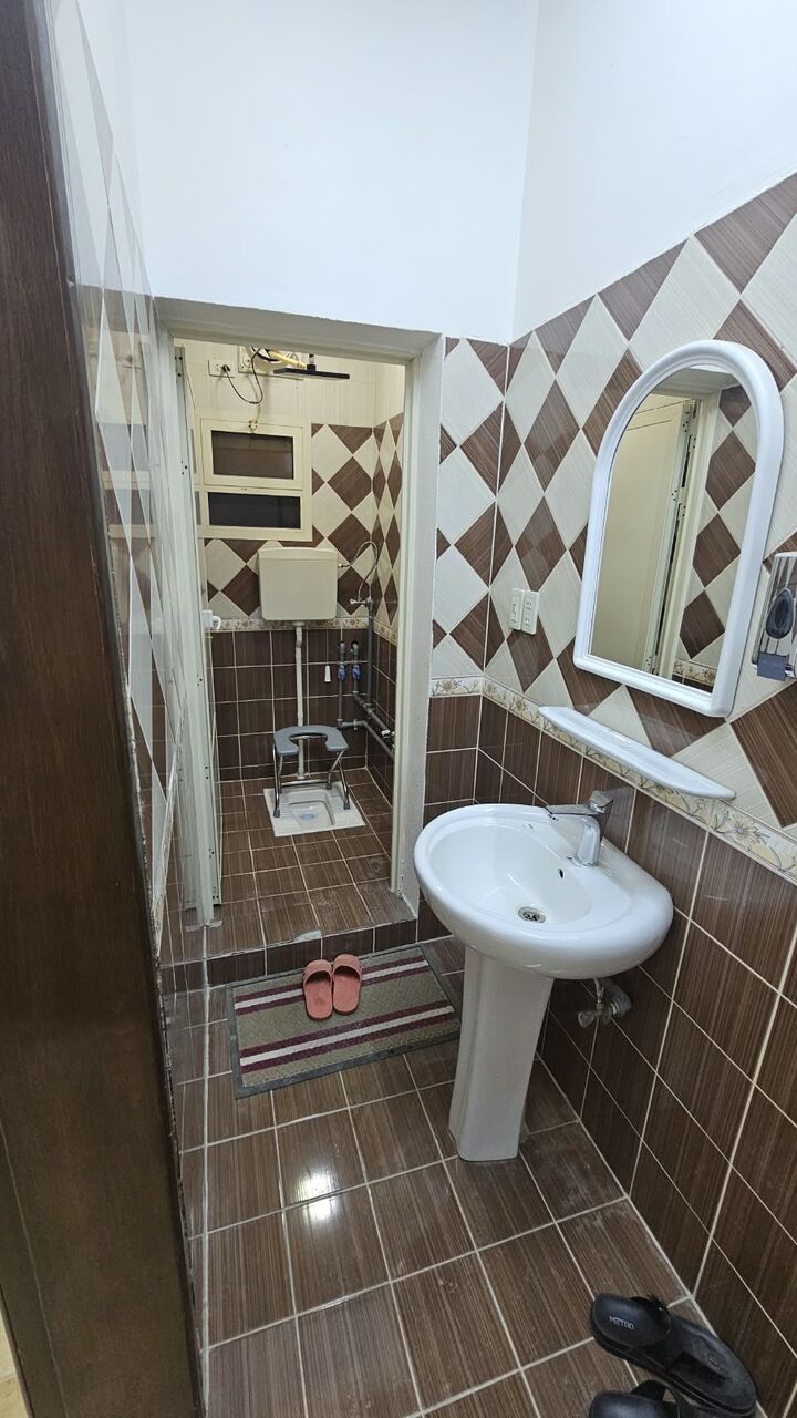 Hofuf, Rooms for Rent, SAR 650/month,  Furnished,  A Single Furnished Room With Attached Bathroom Is Available For Rent (Executive Bachelors)