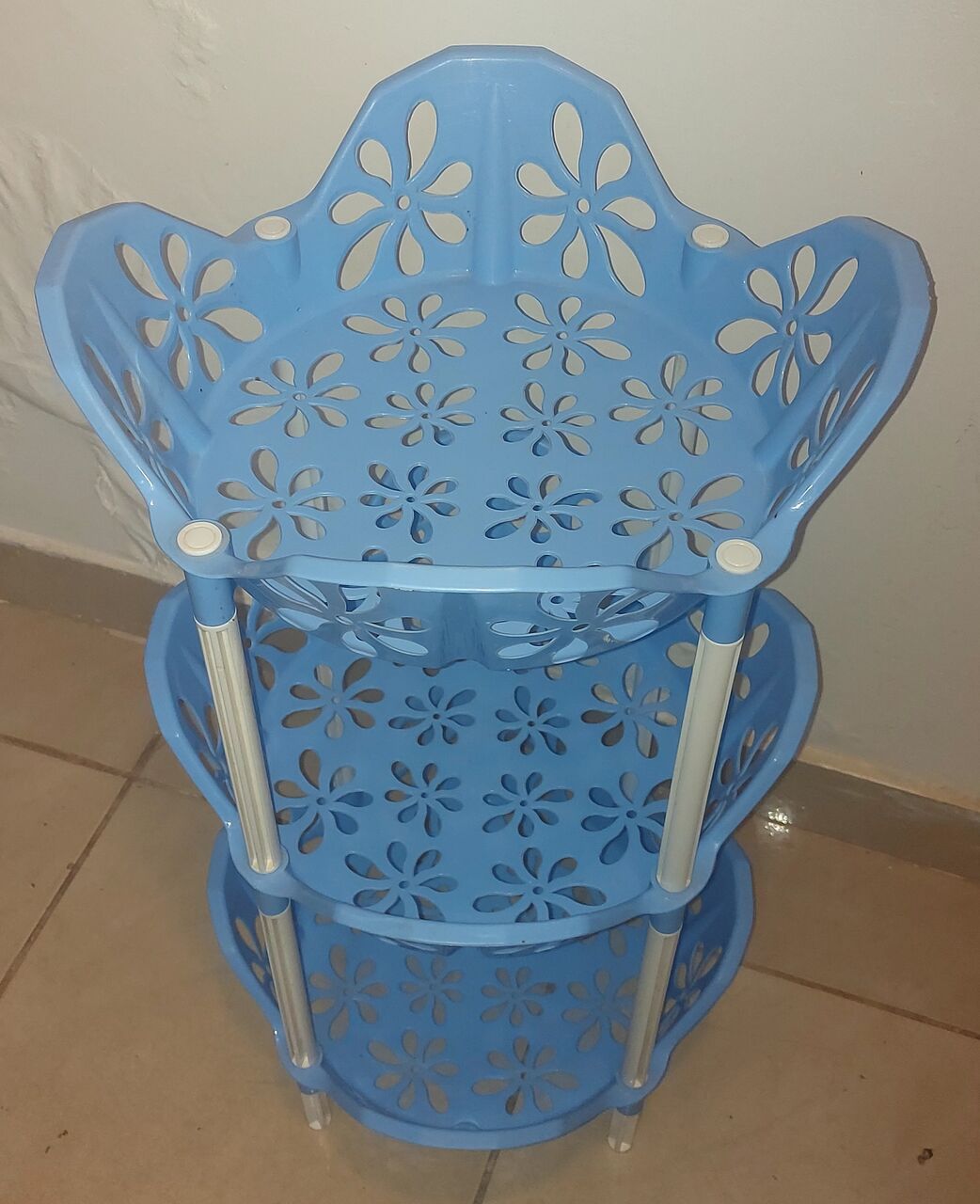 Yanbu, Household Items, SAR 10,  Vegetable Rack, Chopping Board, Ice Cream Bowls