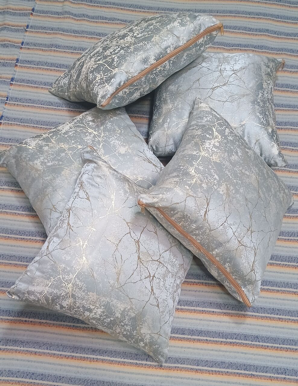 Yanbu, Household Items, SAR 45,  Throw Pillows (Sofa Cushions)