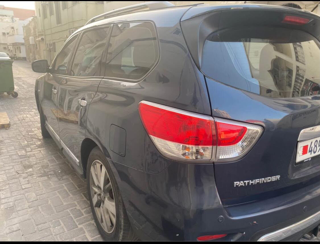 Manama, Vehicles, Cars & Trucks , BHD 2350,  Nissan Pathfinder,  2014,  Automatic,  155000 KM,