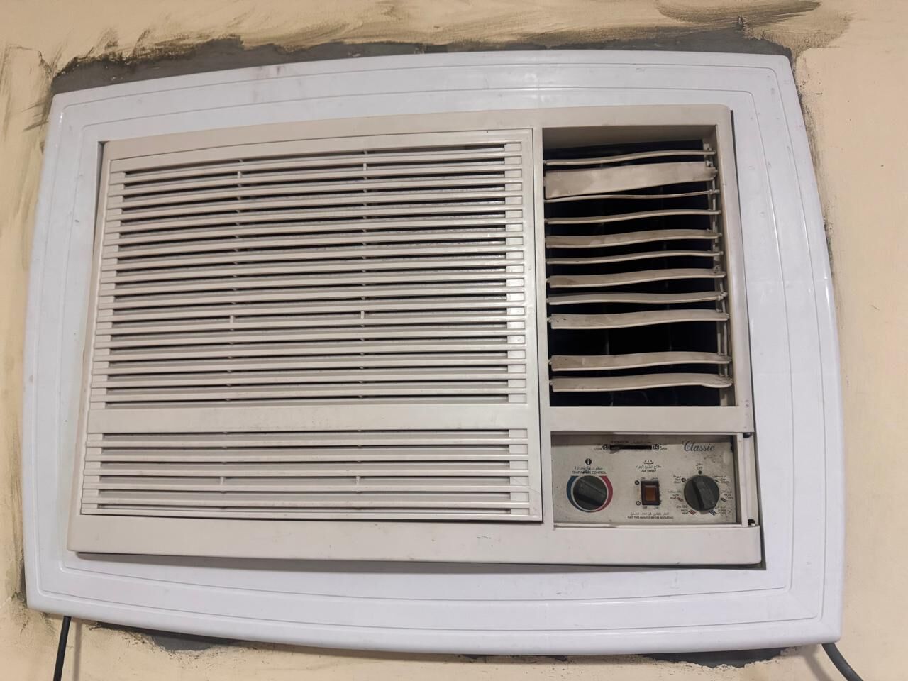 Khobar, Air Conditioners, SAR 550,  Gas Cylinder / Stove / Window AC/ Safety Gate Iron