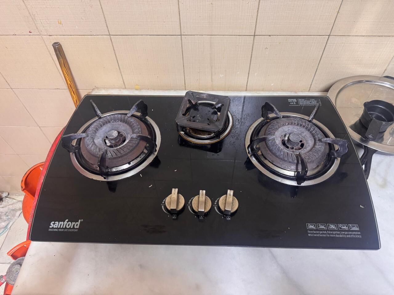 Khobar, Air Conditioners, SAR 550,  Gas Cylinder / Stove / Window AC/ Safety Gate Iron