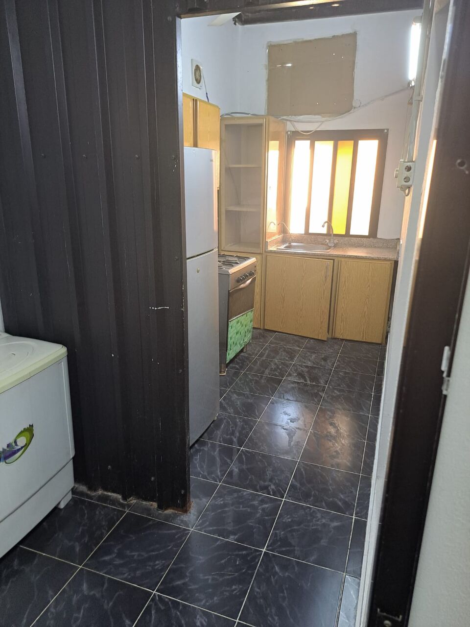 Busaiteen, Apartments, Flats, Houses & Villas, BHD 180/month,  Furnished,  Studio,  40 Sq. Meter,  Studio For Rent In Busaiteen, Fully Furnished. It Consists Of A Room, Bathroom, Living Are