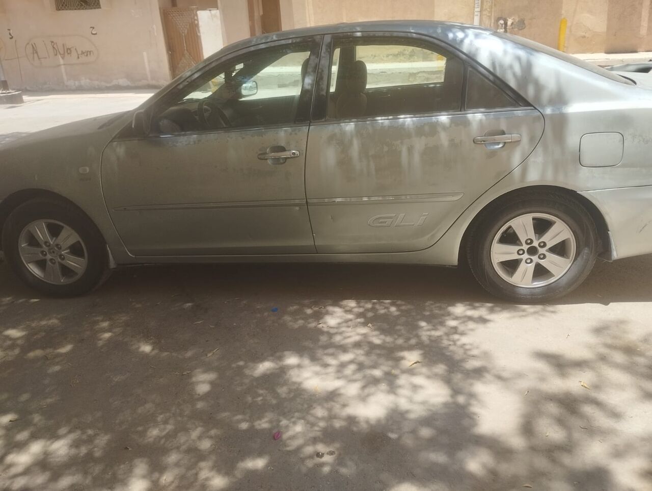 Riyadh, Vehicles, Cars & Trucks , SAR 15000,  Toyota Camry,  2005,  Manual,  400000 KM,     &ndash; Good Condition | SAR 15,000 Negotiable