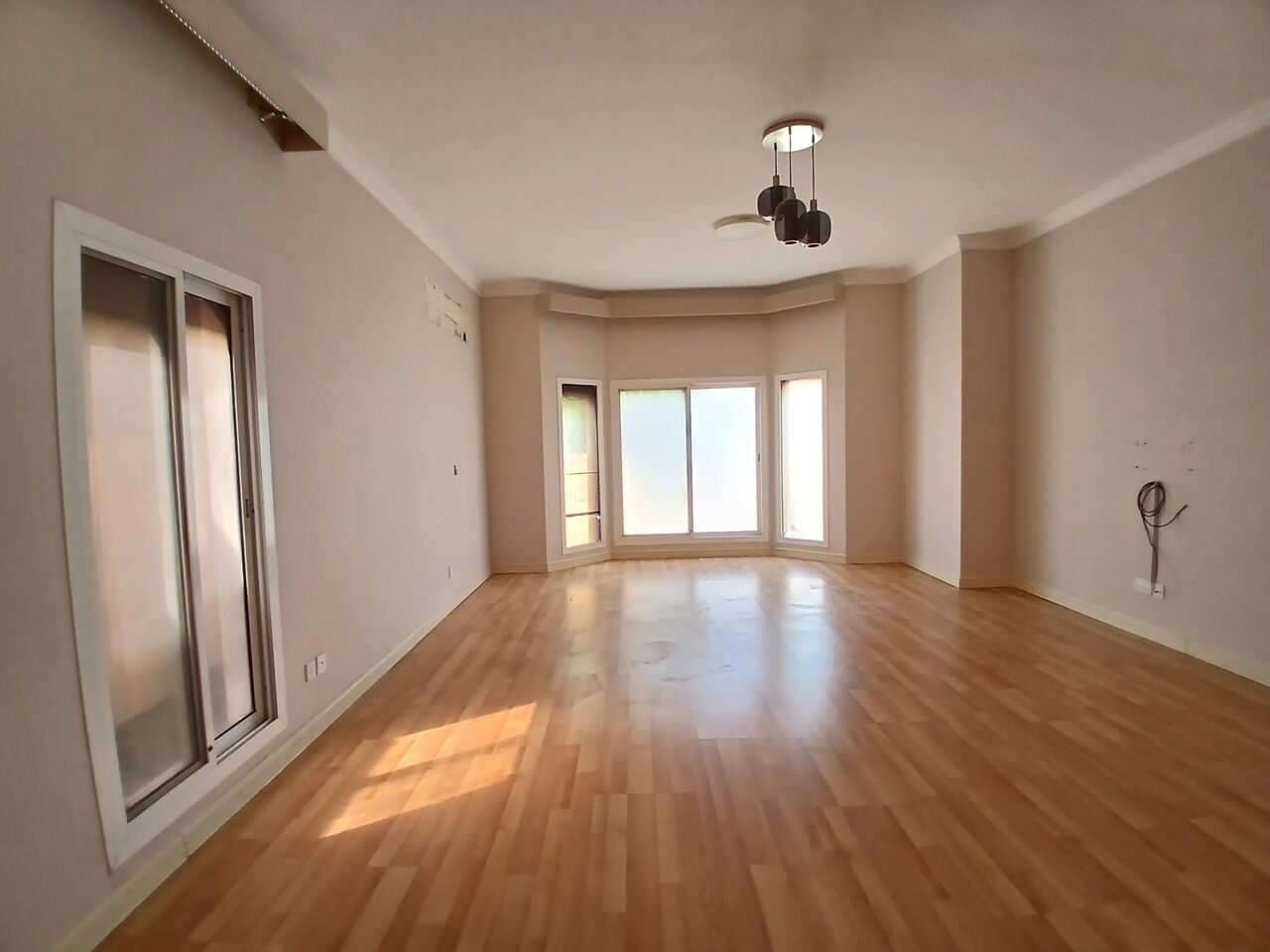 Hidd, Apartments, Flats, Houses & Villas, BHD 450/month,  4 BR,  Villa For Rent Hidd