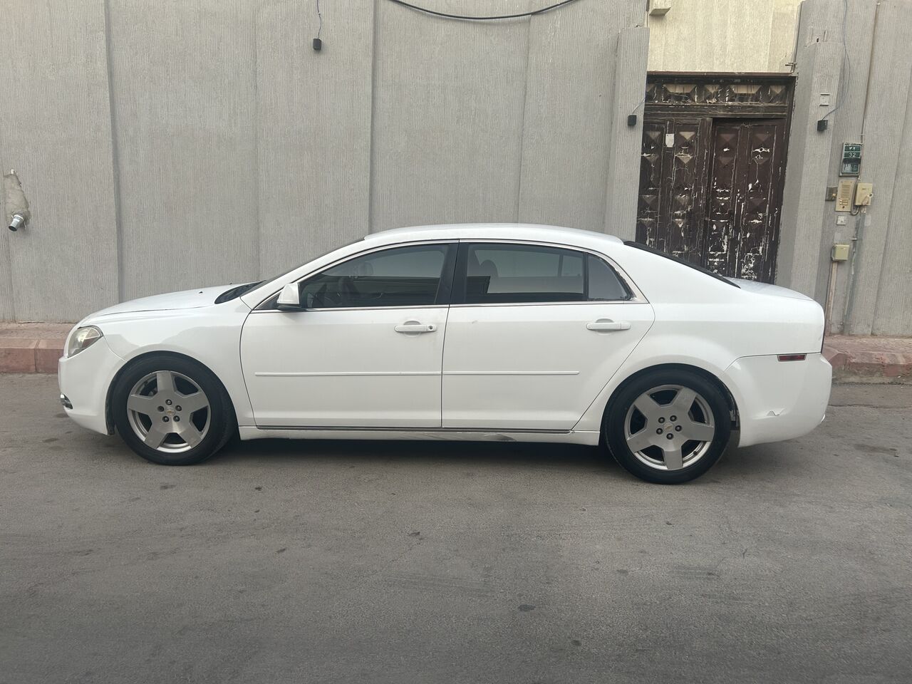 Riyadh, Vehicles, Cars & Trucks , SAR 8000,  Chevrolet Malibu,  2010,  Automatic,  260 KM,  Chevolet Malibu Only 8k . Urgent Sale Going Exit