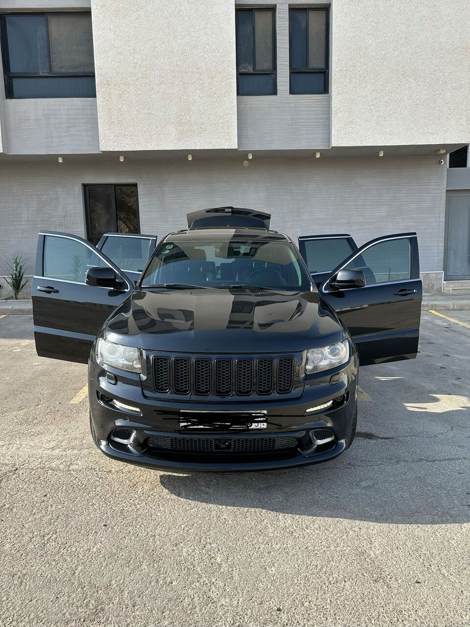 Riyadh, Vehicles, Cars & Trucks , SAR 50000,  Jeep Grand Cherokee SRT,  2013,  Automatic,  223000 KM,  Jeep SRT8, , 223,000 Kms, 8 Cylinder, Turbo, Excellent Condition, Stock, For Sale