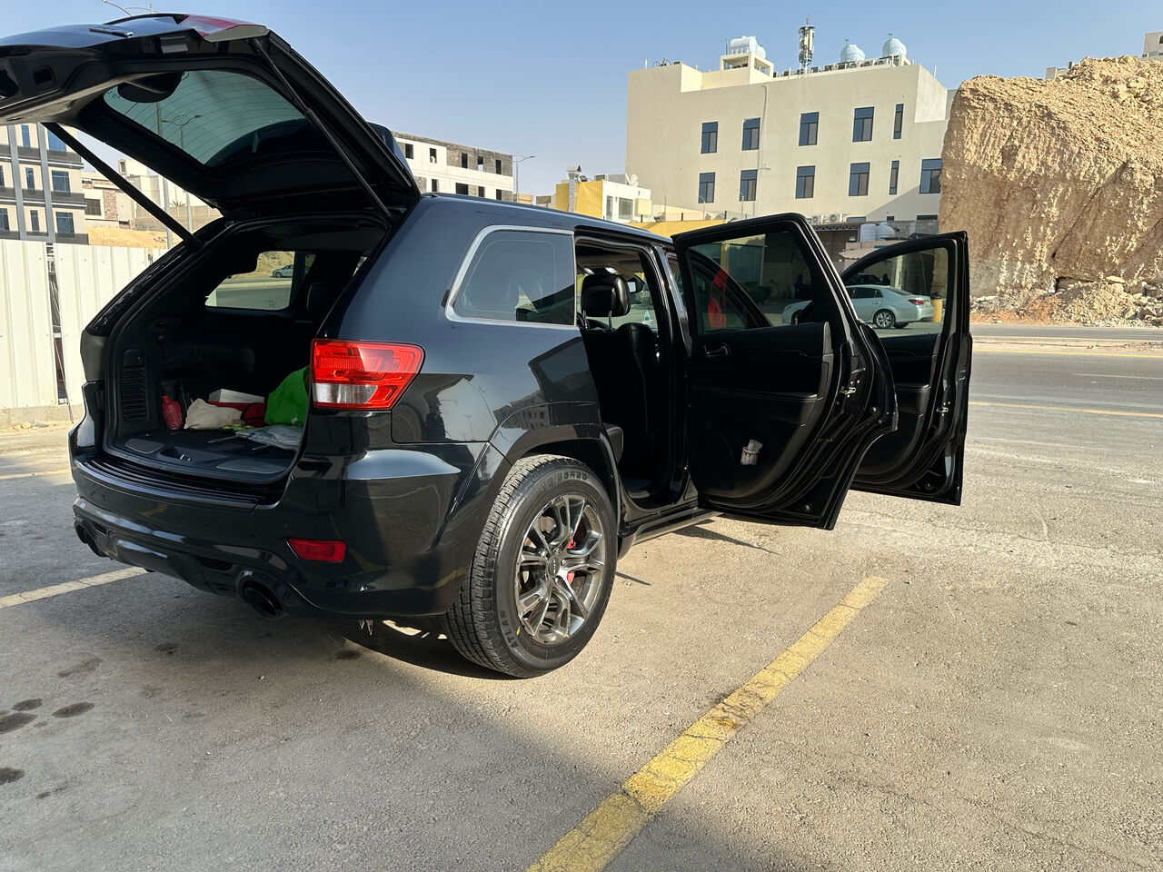 Riyadh, Vehicles, Cars & Trucks , SAR 50000,  Jeep Grand Cherokee SRT,  2013,  Automatic,  223000 KM,  Jeep SRT8, , 223,000 Kms, 8 Cylinder, Turbo, Excellent Condition, Stock, For Sale