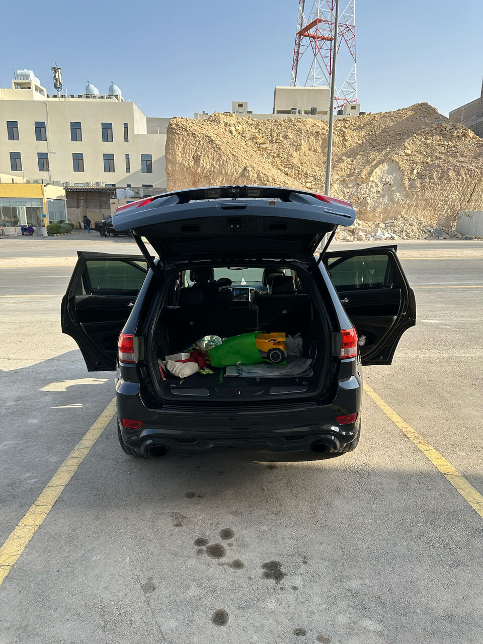 Riyadh, Vehicles, Cars & Trucks , SAR 50000,  Jeep Grand Cherokee SRT,  2013,  Automatic,  223000 KM,  Jeep SRT8, , 223,000 Kms, 8 Cylinder, Turbo, Excellent Condition, Stock, For Sale