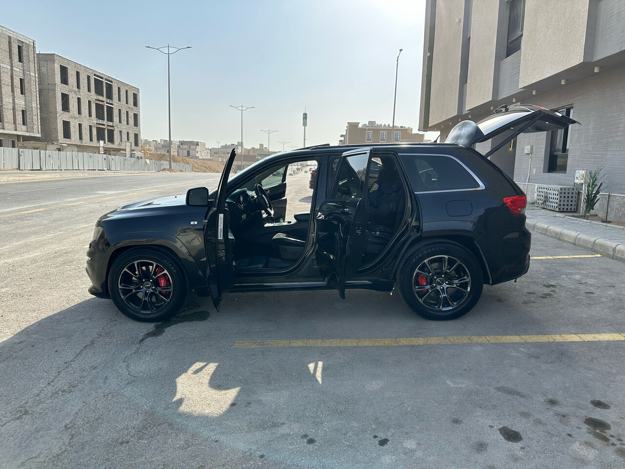 Riyadh, Vehicles, Cars & Trucks , SAR 50000,  Jeep Grand Cherokee SRT,  2013,  Automatic,  223000 KM,  Jeep SRT8, , 223,000 Kms, 8 Cylinder, Turbo, Excellent Condition, Stock, For Sale